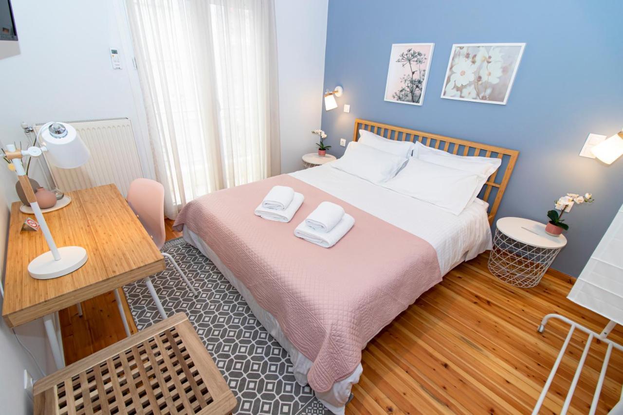 Large, Sunny, Modern Apartment Fully Renovated, Next To Agia Sofia Salonicco Esterno foto